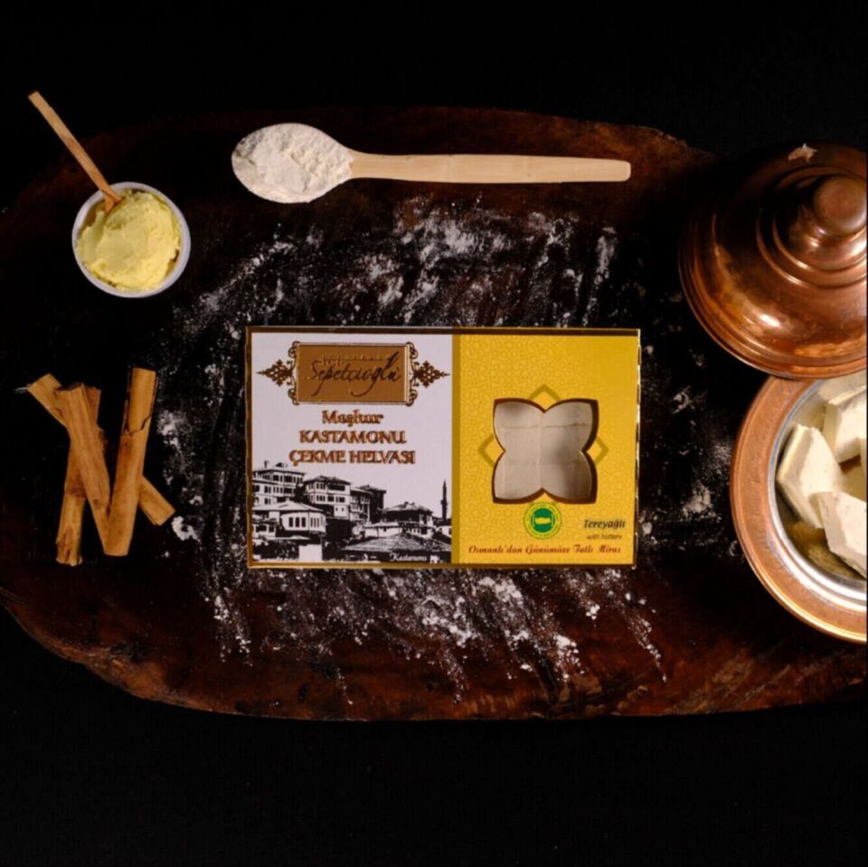 Tereyağlı Çekme Helva