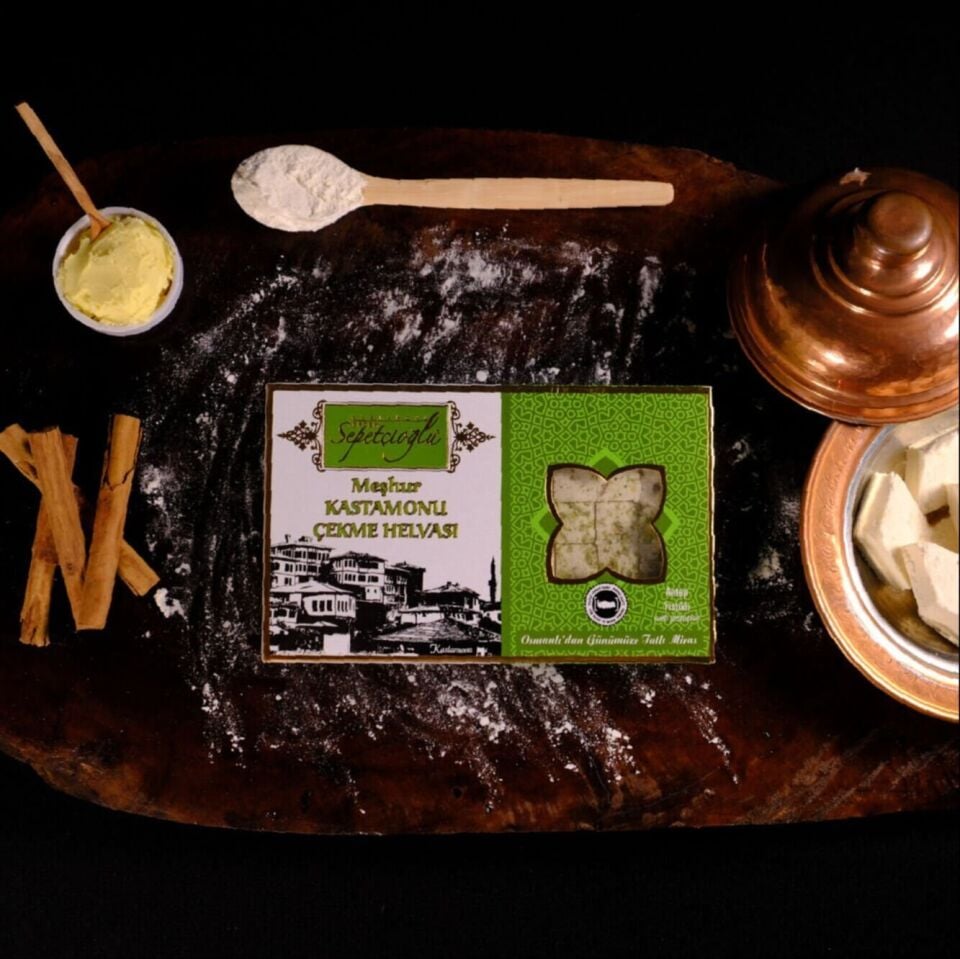 Antep Fıstıklı Çekme Helva